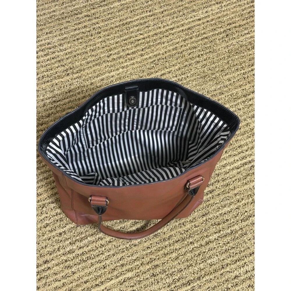 Kate Spade Hampton Road Davis Large Smooth Leather Tote Turnlock Purse Handbag